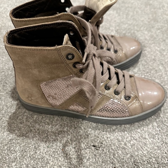 Hogan Rebel Boots - Picture 7 of 7